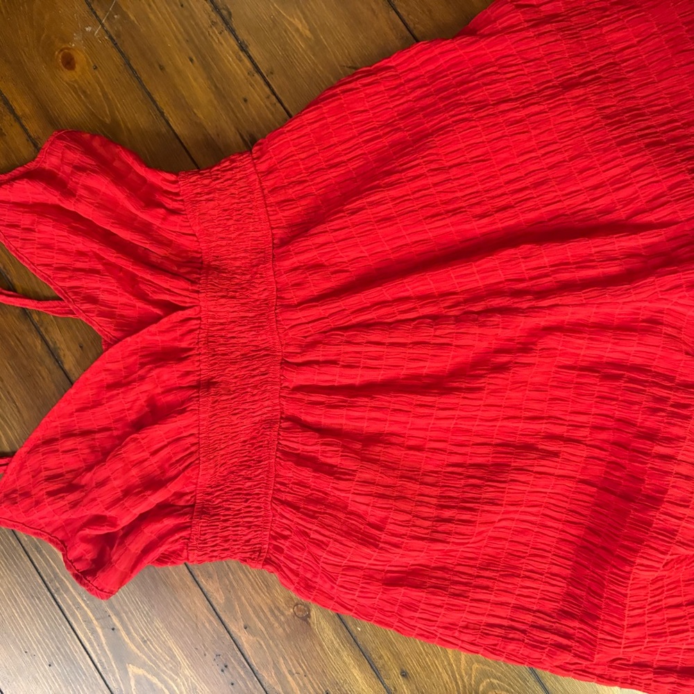Elegant Red Sleeveless Dress